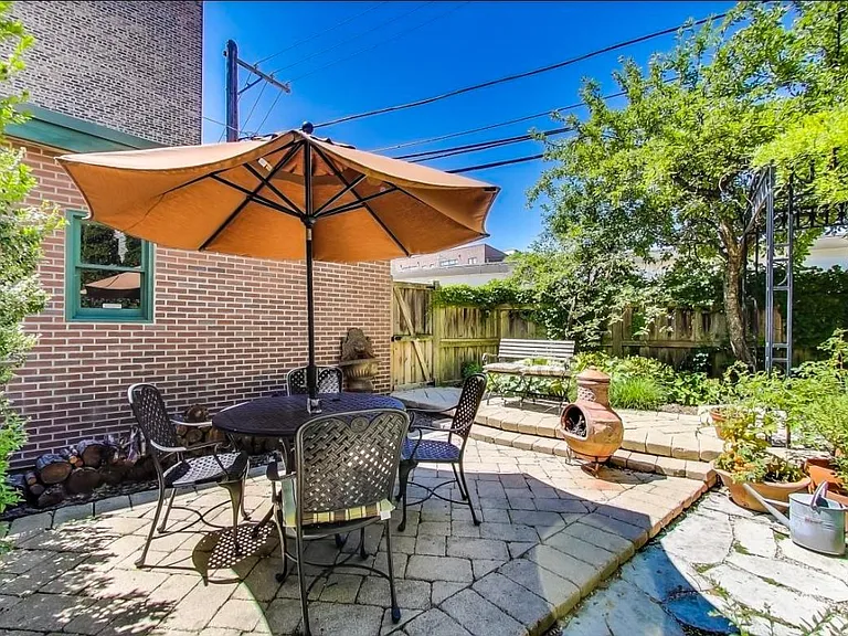940 W Cuyler Ave #G — Photo 16