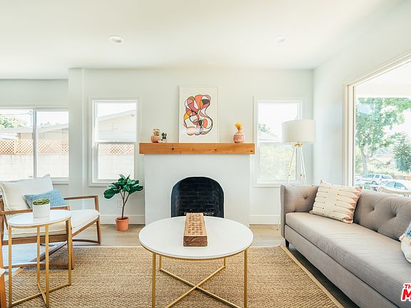 5th image of 1428 Armadale Ave