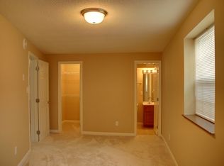727 Front Ave APT 6, Knoxville, TN 37902