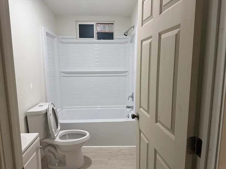 31051 Neer St — Photo 5