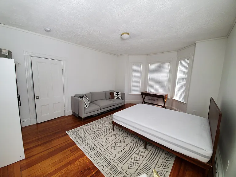 70 Draper St #1.5 — Photo 37
