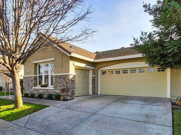 3rd image of 3318 Mas Amilos Way