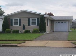 29 Blake Cir, Brick, NJ 08724