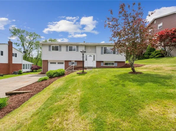 153 Sunrise Dr, Irwin, PA 15642