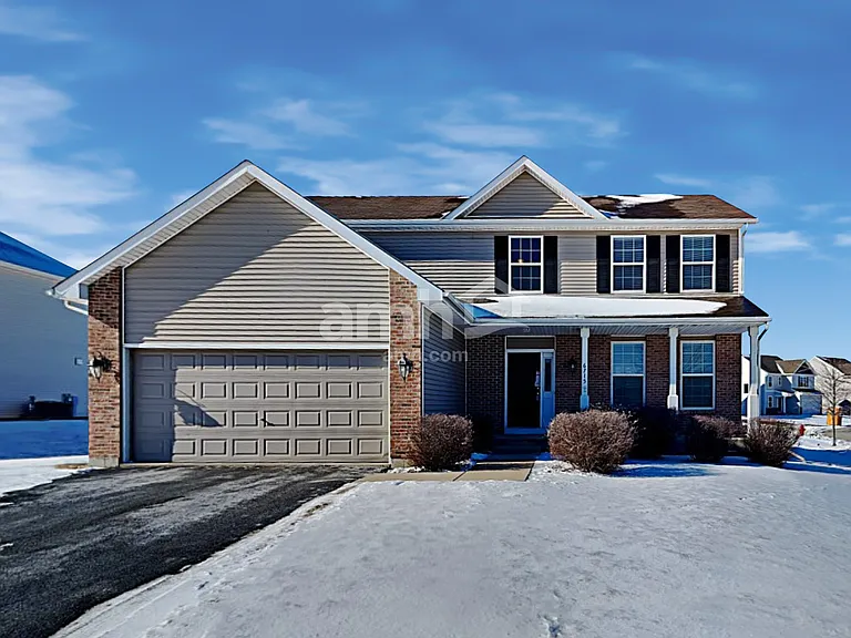 6715 Legacy Pointe Ct — Photo 1