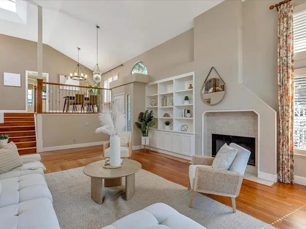 498 Ives Ter, Sunnyvale, CA 94087