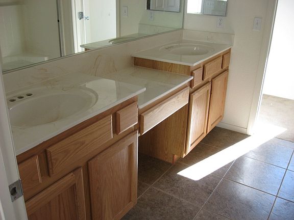4th image of 8936 Jennifer Anne Ave