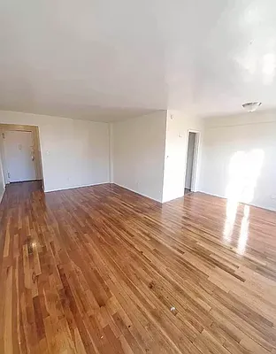 Rented by Smart NY Realty LLC | media 13