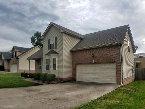 3rd image of 3207 Veranda Cir
