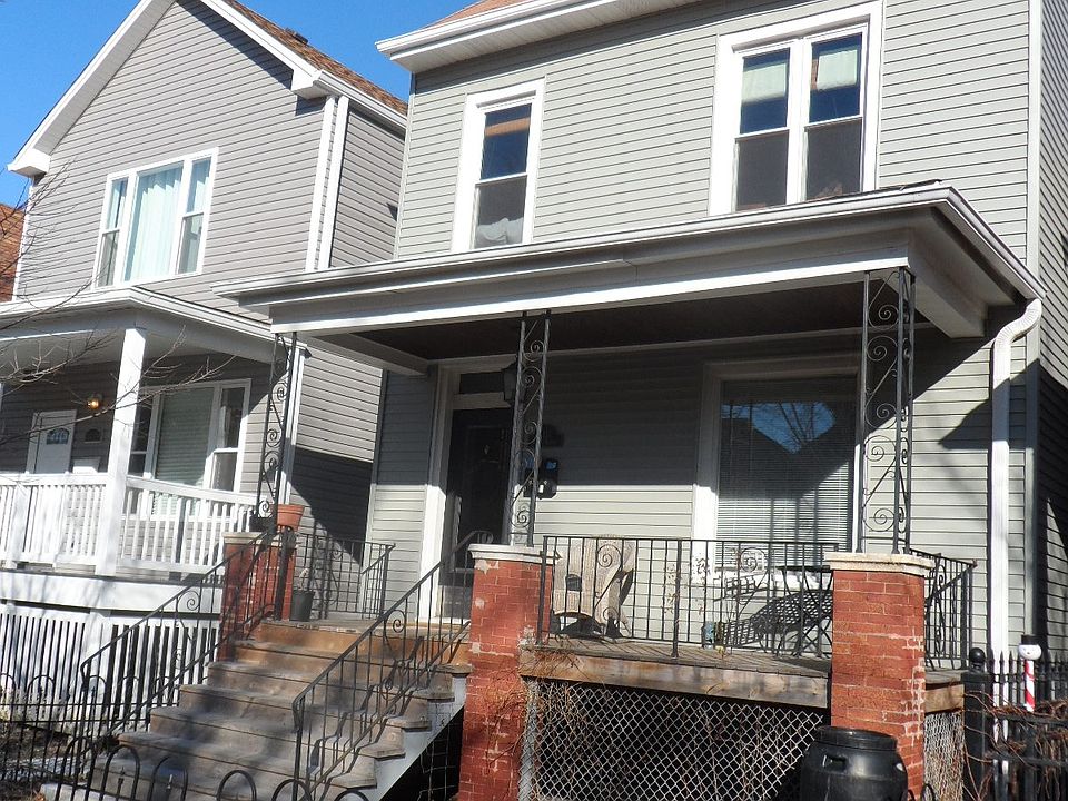 1st image of 3817 N Albany Ave #1