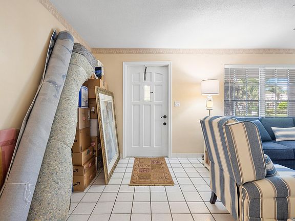 3rd image of 11 Sailfish Ln