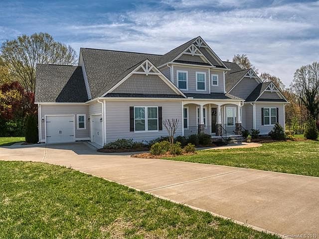 1st image of 125 Wheaton Ln