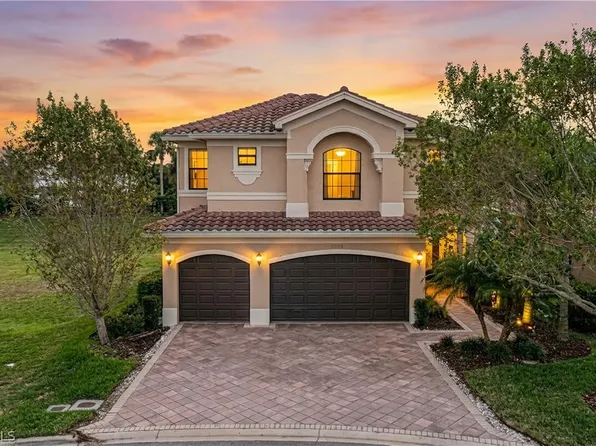 10143 Chesapeake Bay Dr, Fort Myers, FL 33913