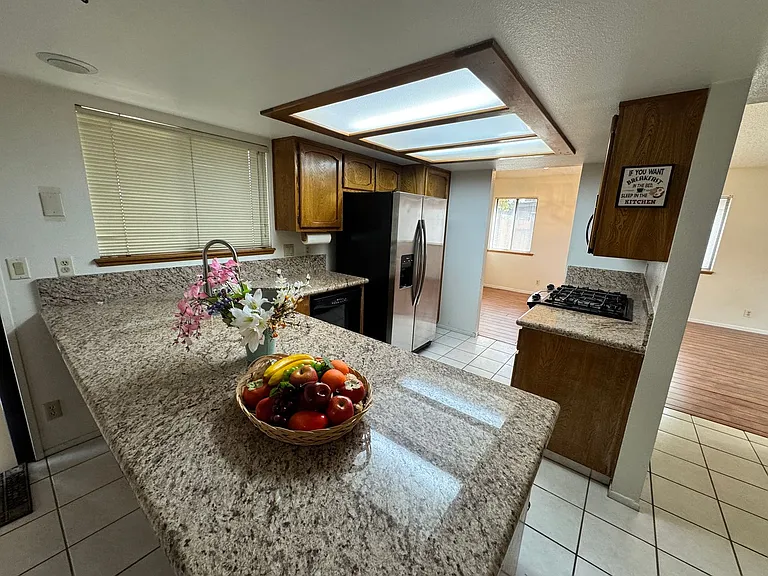 212 Washington Way — Photo 3