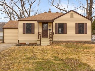 10207 Saint Richard Ln, Saint Ann, MO 63074
