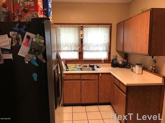 5th image of 653 Griggs St SE