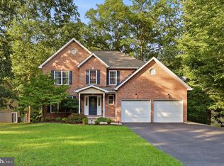 303 Northwood Cir, Cross Junction, VA 22625