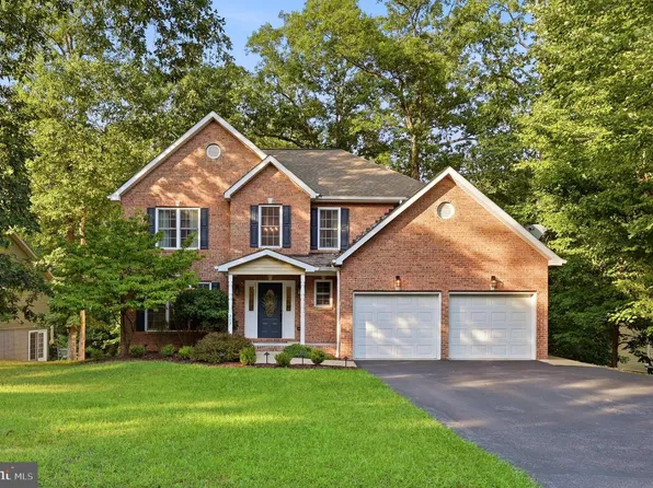 303 Northwood Cir, Cross Junction, VA 22625