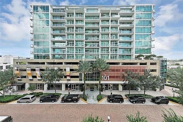 1st image of 101 S Eola Dr Unit 916
