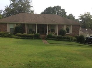 438 Wright Dr, Florence, AL 35633
