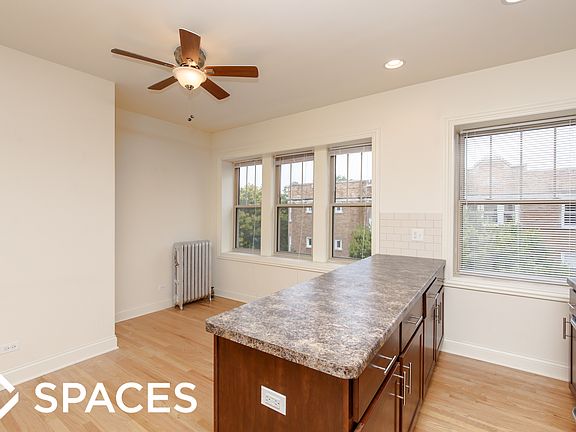 4th image of 4871 N Washtenaw Ave APT 3F