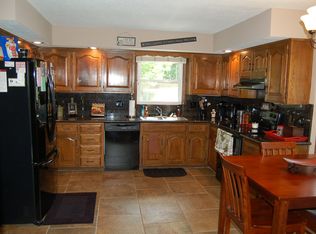6717 Haskins St, Shawnee, KS 66216