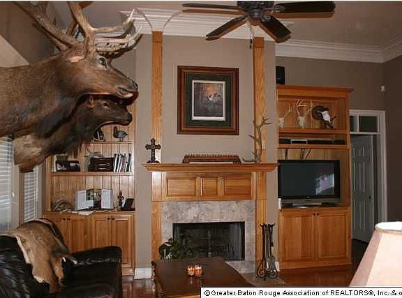 2nd image of 38601 Alderly Ln