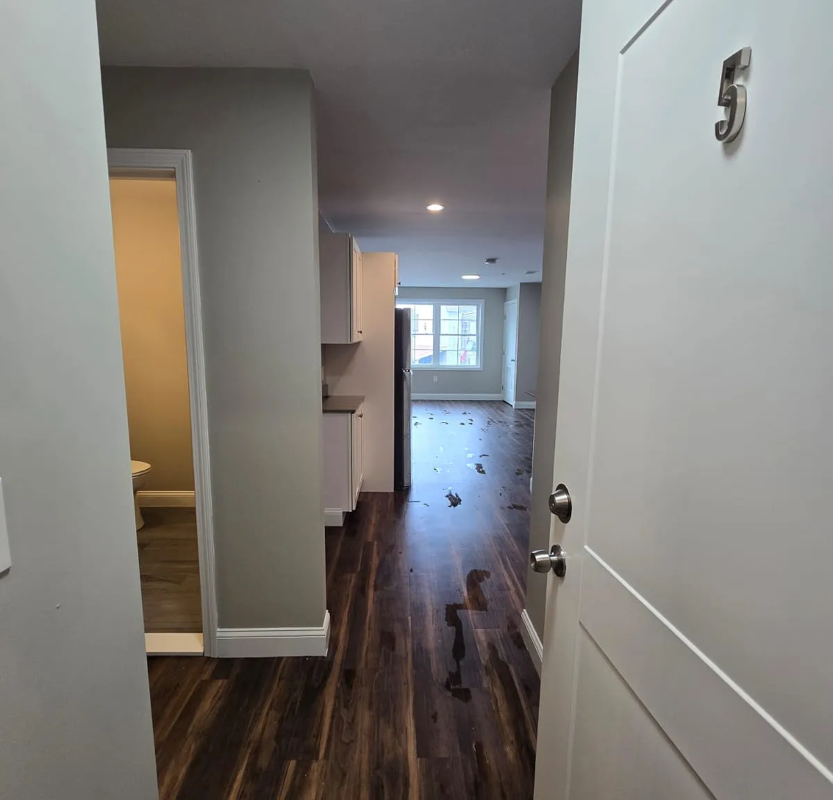 4 bed, 1.5 bath, 1100 sqft, $3,450 — Photo 3