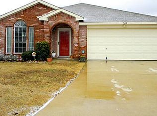 900 Creekview Dr, Waxahachie, TX 75165