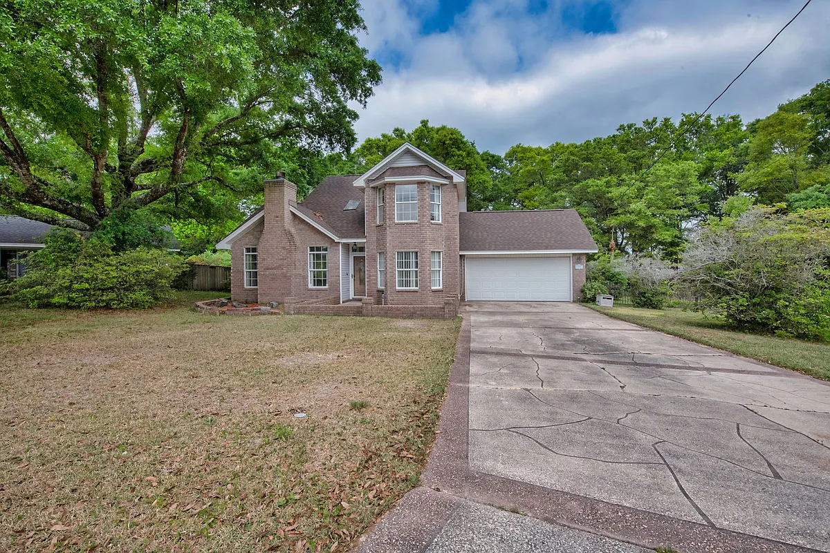 Building Photo - 6740 Scotts Pl