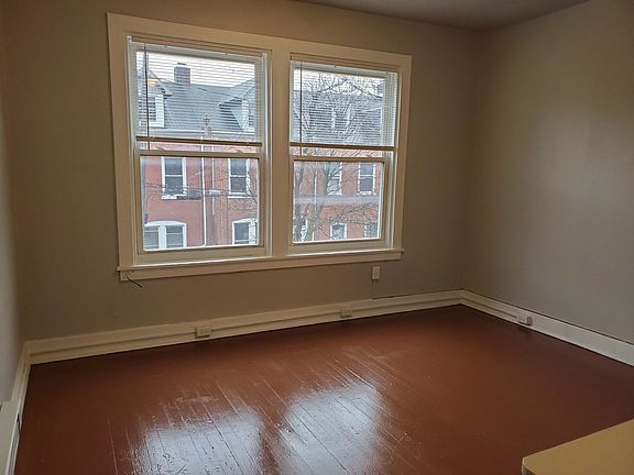 5th image of 519-527 W King St #I