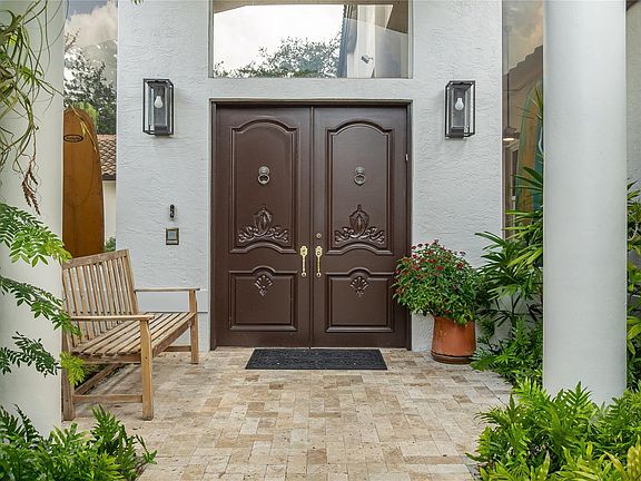 3rd image of 9690 NW 59th Court