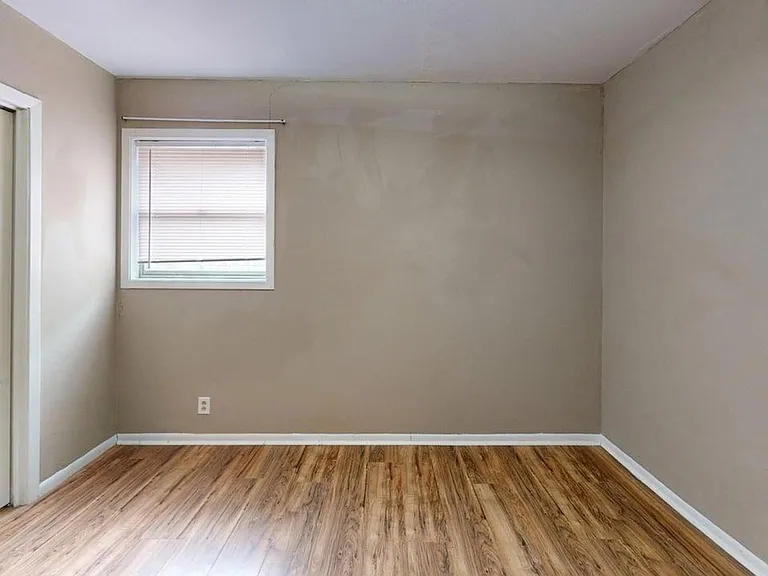 1613 Avalon Rd — Photo 23