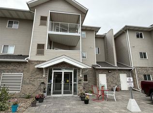1390 Lauzon Rd #219, Windsor, ON N8S 3N1