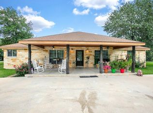219 Ridgeway Dr, Somerset, TX 78069