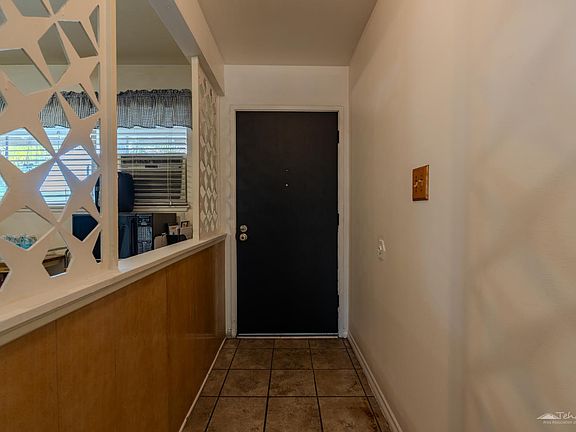 5th image of 230 Sierra Ave
