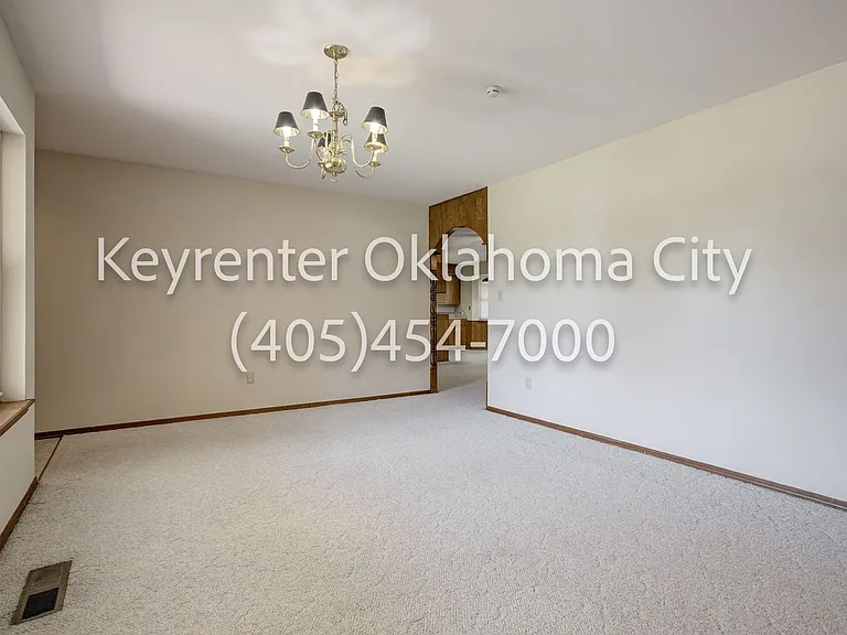 3632 Sunvalley Dr — Photo 7