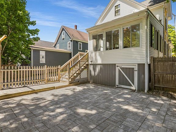 5th image of 22 Cottage Street