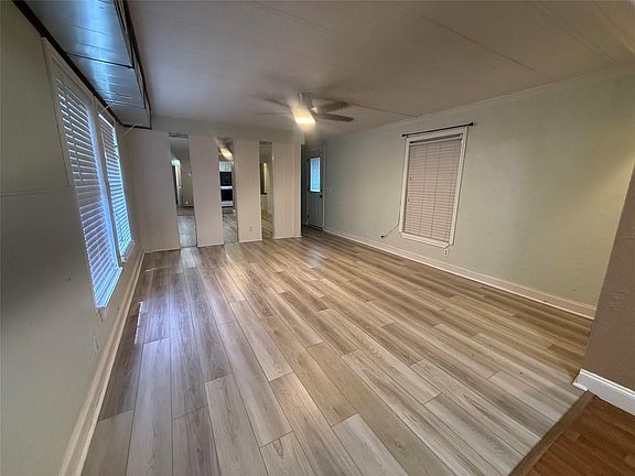 3rd image of 1619 Avenue D