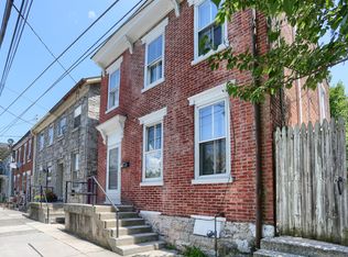 15 N East St #2, Carlisle, PA 17013