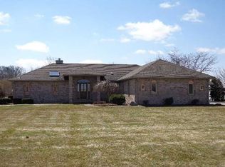 9855 Brown Rd, Curtice, OH 43412