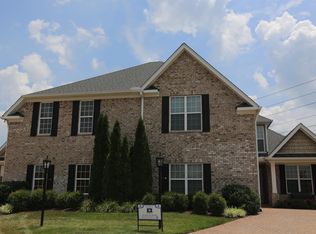1108 Chickadee Cir, Hermitage, TN 37076