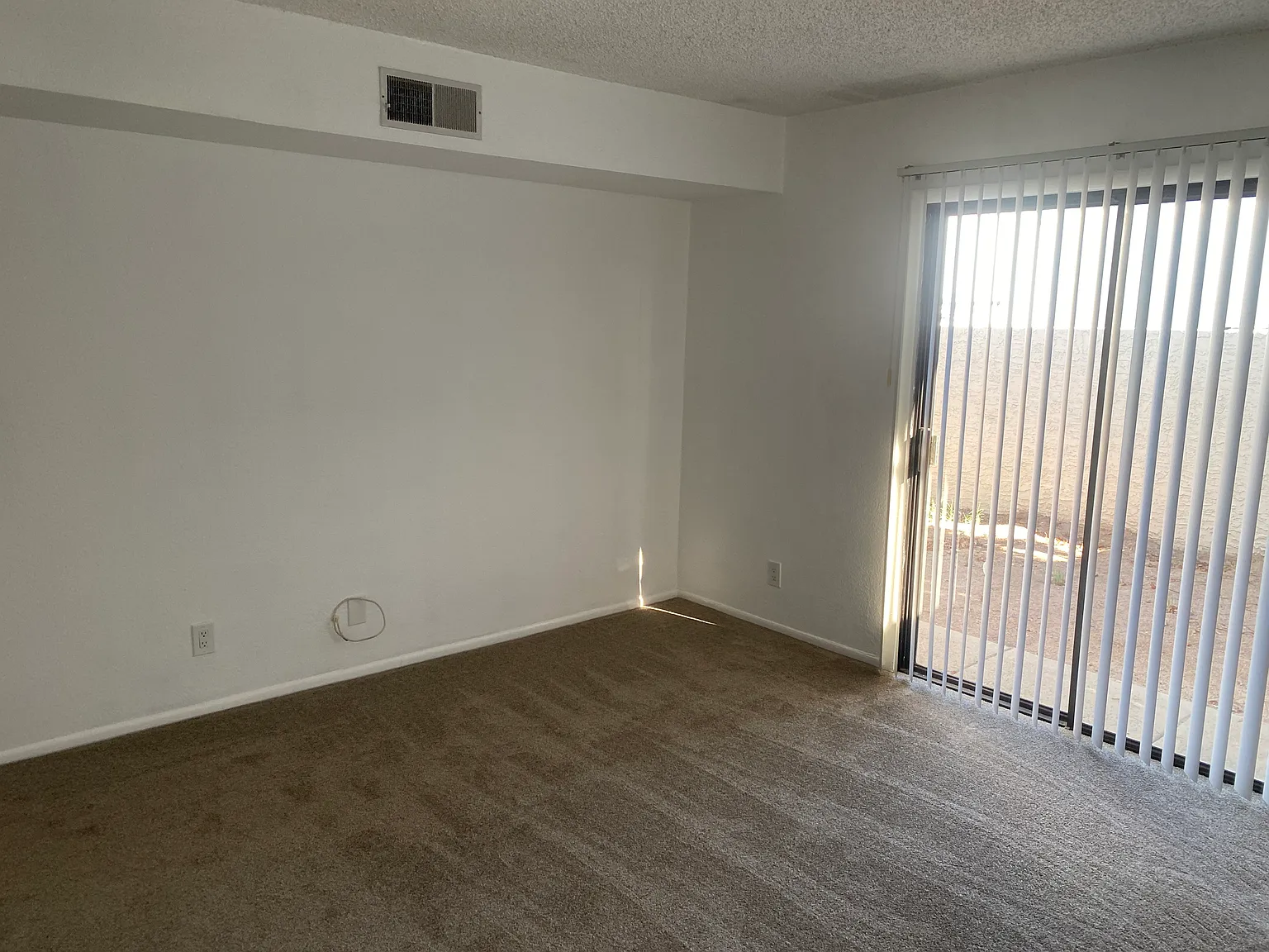 2 bed, 1007 sqft, $1,395 — Photo 4
