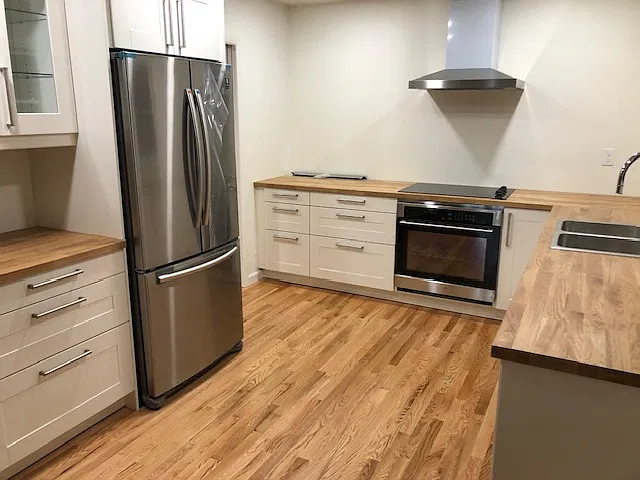 2 bed, 1400 sqft, $3,300 — Photo 3