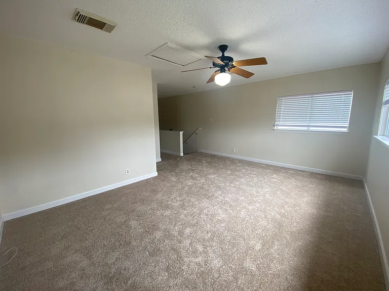 8802 Bridgefield — Photo 16