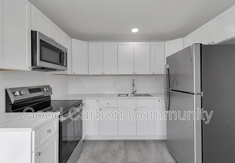 211 Summer St #2 — Photo 2