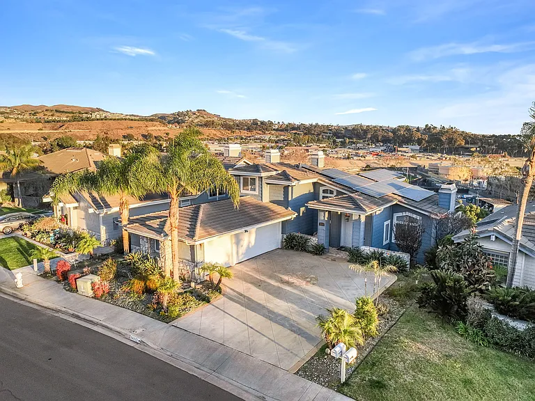 34032 Bedford Ln — Photo 48