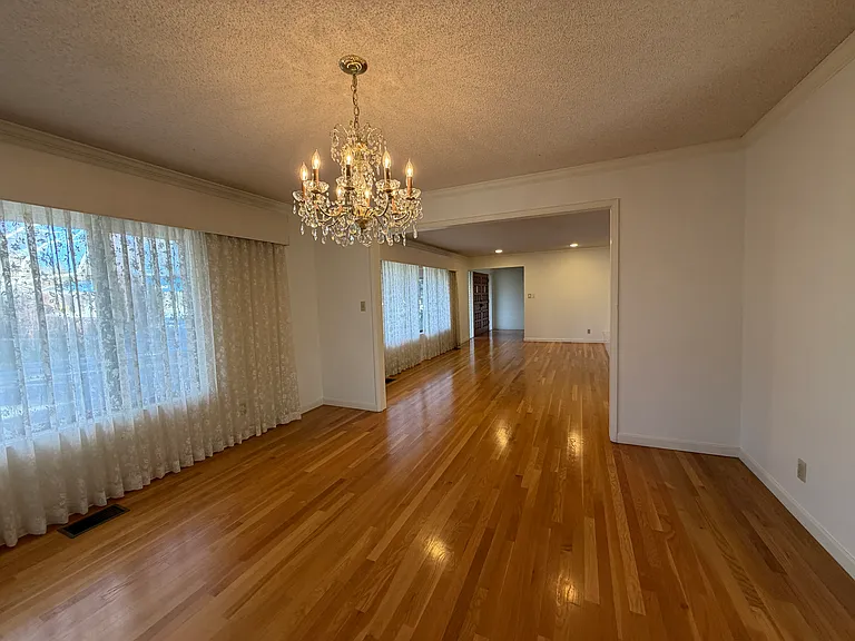2435 Lake Ridge Shrs E — Photo 5