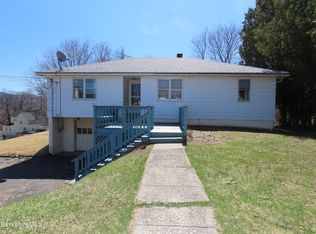 2 Water St, Adams, MA 01220