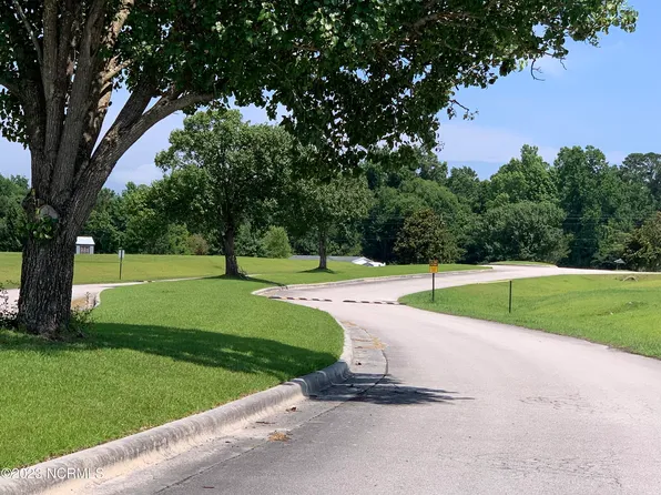 125 Wildflower Way, Stella, NC 28582